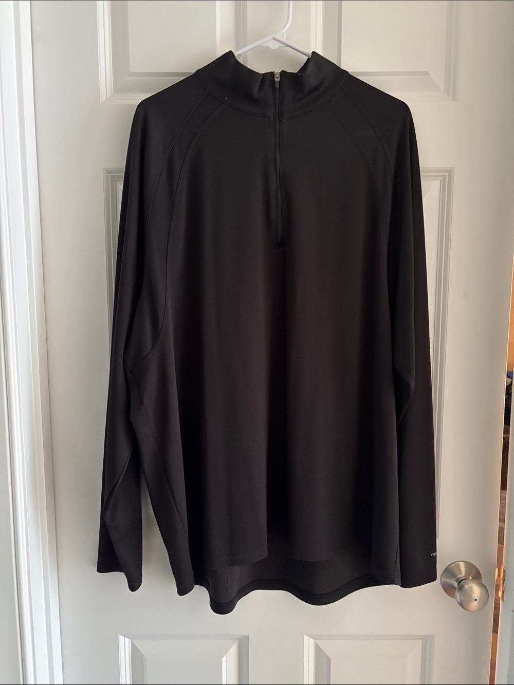 Old Navy Men's Black Performance Quarter-Zip Pullover